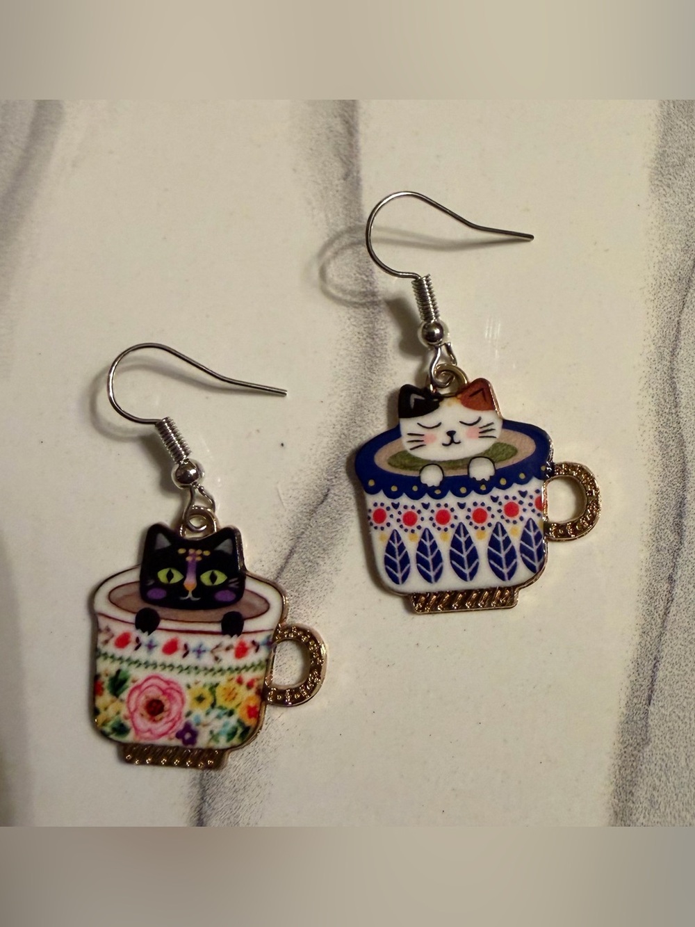 Cute Cat-in-Teacup Dangle Earrings - Blue, White, Multicolor